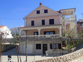 Apartments Sanda- 120m from beach